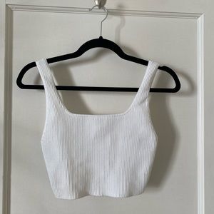 Aritzia Babaton Sculpt Knit Squareneck Cropped Tank